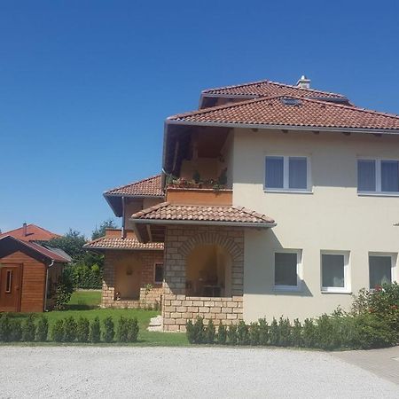 Mediterrania Apartment Keszthely Exterior foto